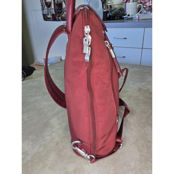 Baggalini Metro Backpack burgandy colored excellent condition main image 6